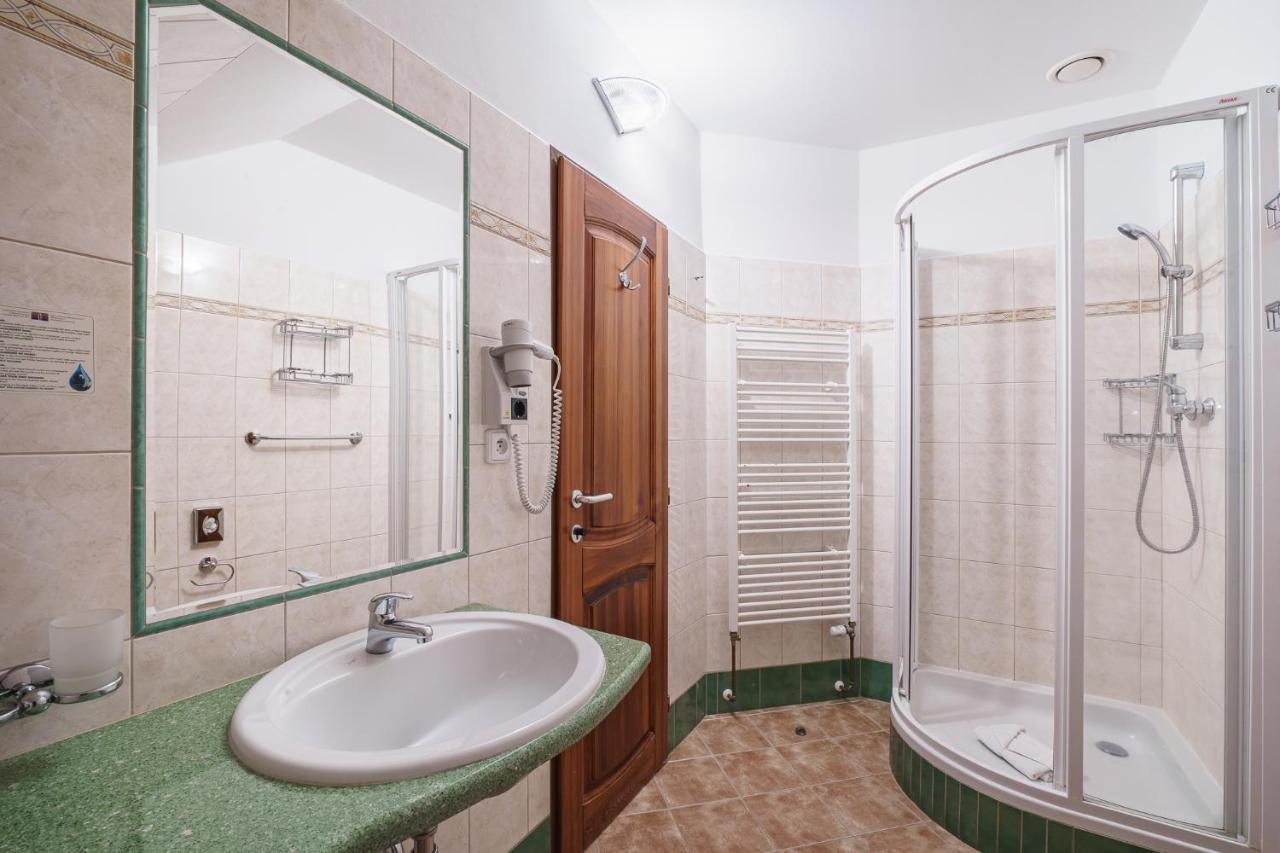 Francis Spa Hotel Frantiskovy Lazne Exterior photo